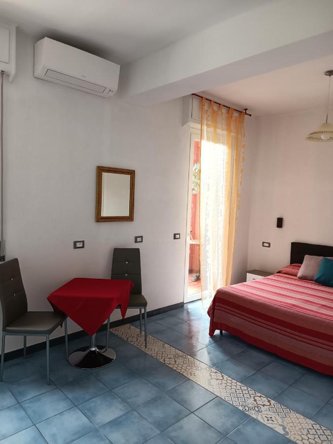 Villa Caribe Affittacamere Monterosso al Mare Luaran gambar