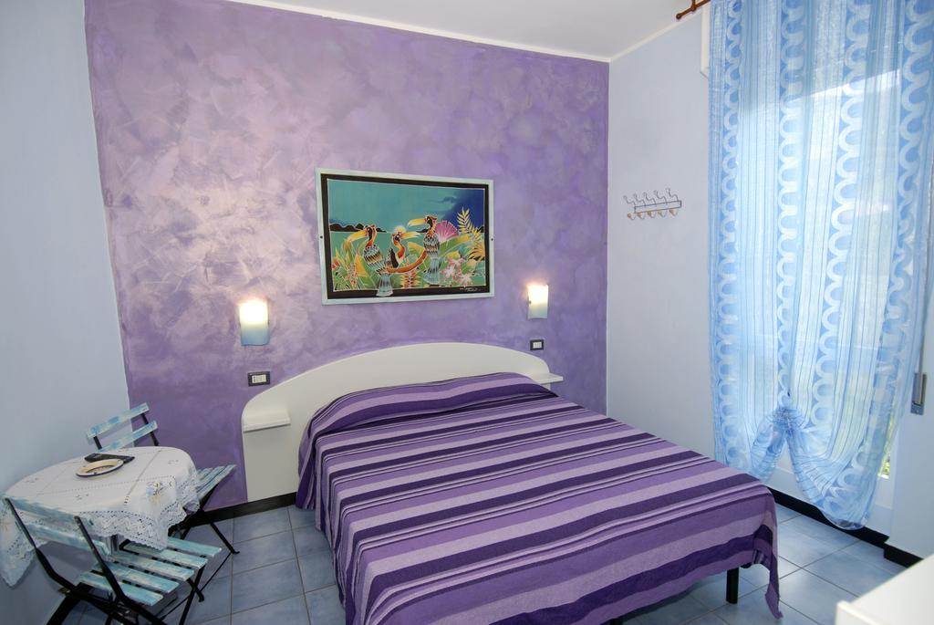 Villa Caribe Affittacamere Monterosso al Mare Bilik gambar